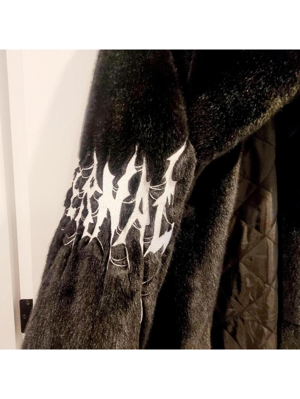 ✨️Widow Nocturnal Nirvana Faux Fur Duster by Dollskill 🦇 - Picture 4 of 4